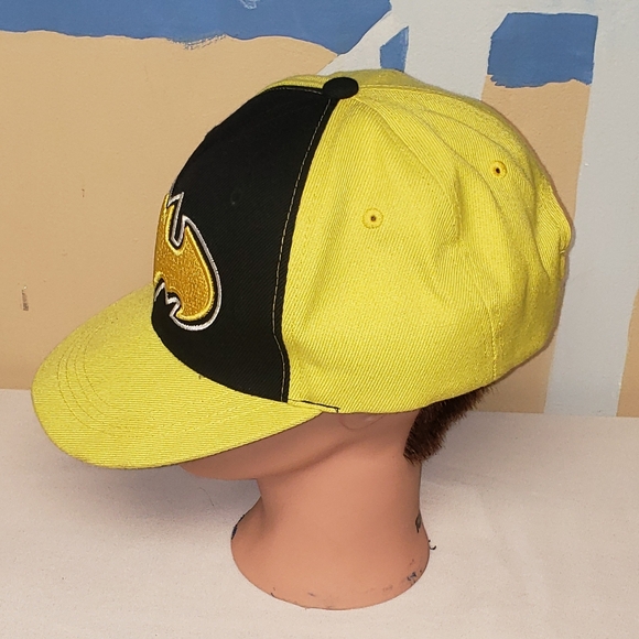 4 marvel themed hats - Picture 14 of 16